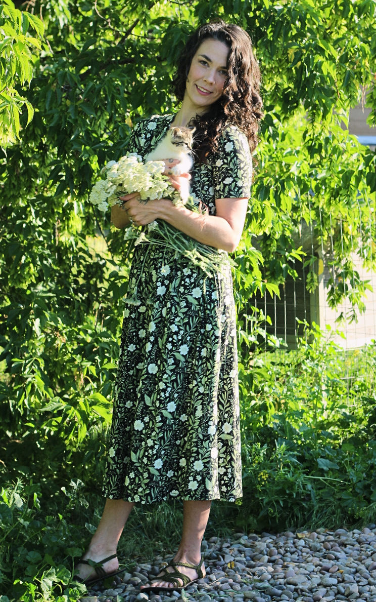 Pre-order "Blossoming Ivy" Cotton Homestead Midi Dress